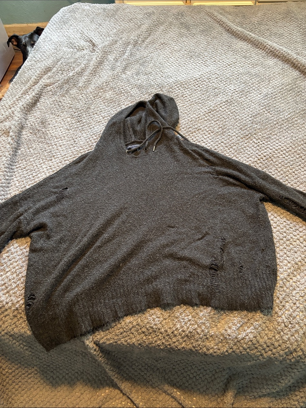 Women's size M American Eagle Dark Gray Hoodie Sweater made with rippeds